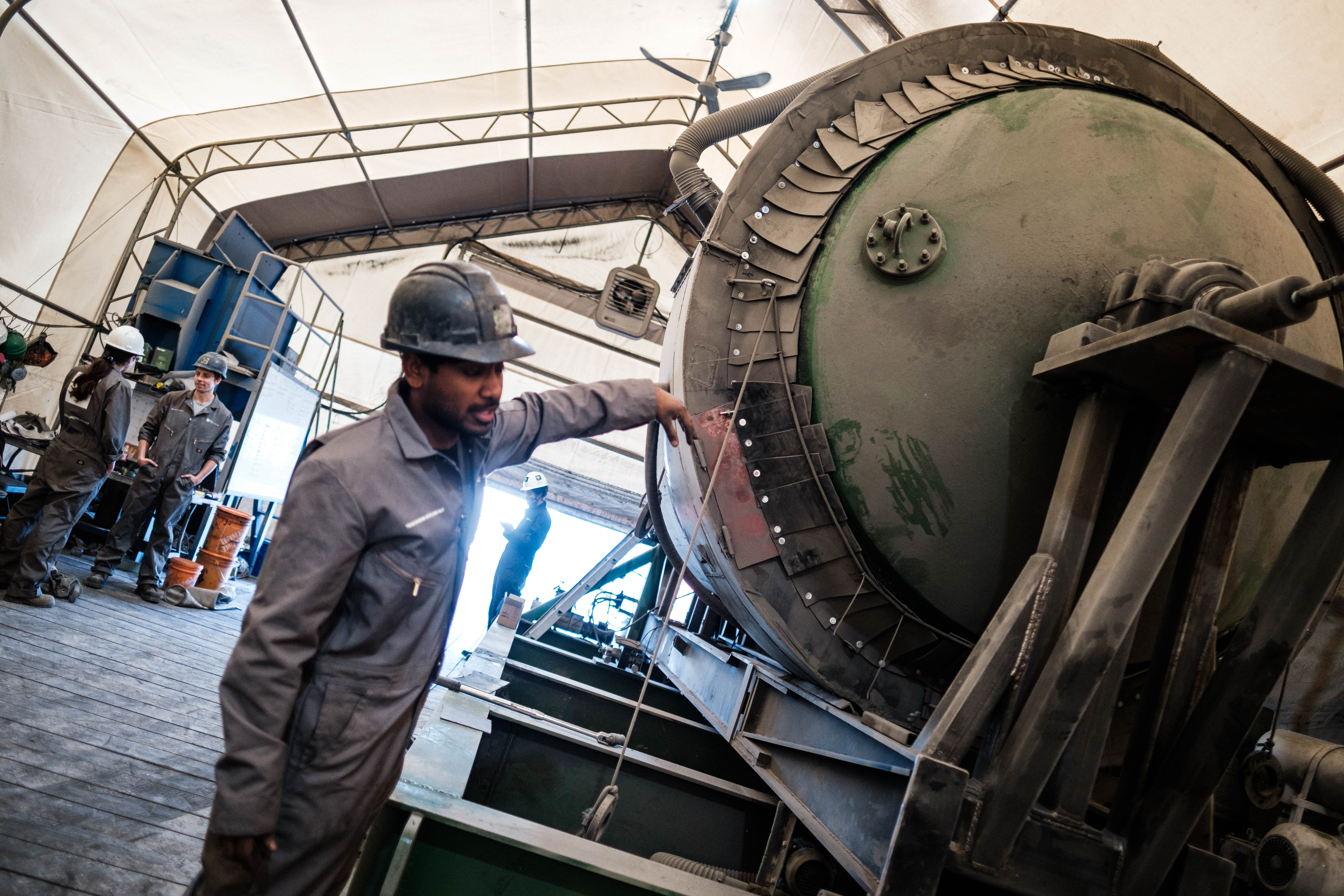 THE COUNTDOWN CLOCK NEARS ZERO IN THE CARBON XPRIZE